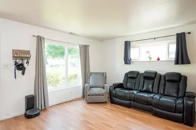 252 E Clinton Avenue, Atwater, CA 95301 - Photo 5