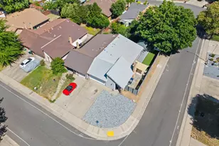 10735 Sterling Wood Way, Rancho Cordova, CA 95670 - Photo 27