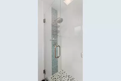 2650 Water Tree Way, Sacramento, CA 95826 - Photo 21