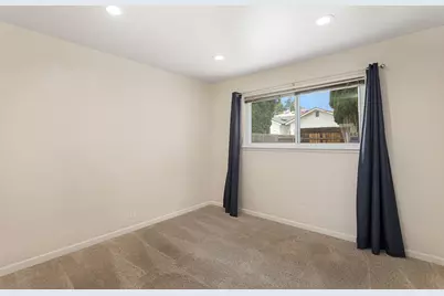 2650 Water Tree Way, Sacramento, CA 95826 - Photo 23