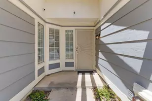 8312 Fintown Ct, Sacramento, CA 95828 - Photo 5