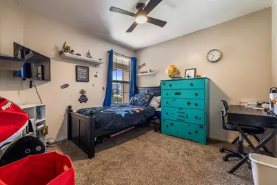 1121 Raymond Drive, Modesto, CA 95351 - Photo 29