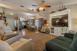 1121 Raymond Dr, Modesto, CA 95351 - Photo 17