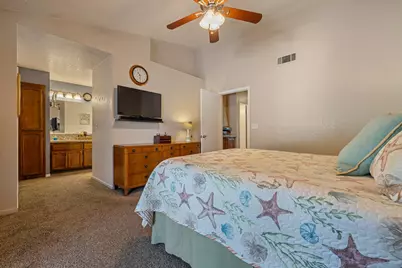 1121 Raymond Drive, Modesto, CA 95351 - Photo 19