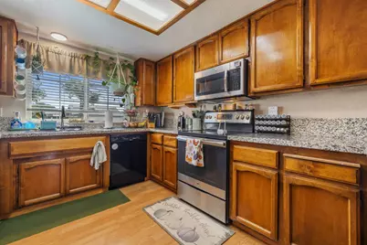 1121 Raymond Drive, Modesto, CA 95351 - Photo 9