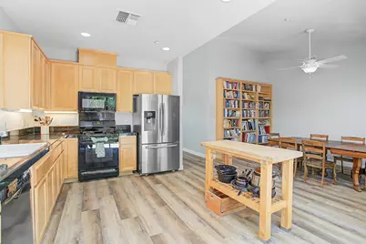 733 W Main Street, Winters, CA 95694 - Photo 5