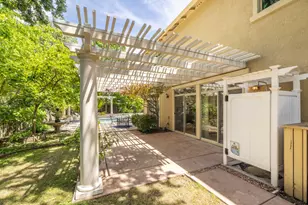 945 Sierra Park Ln, Sacramento, CA 95864 - Photo 47
