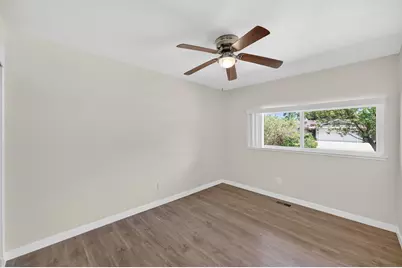 7382 Farm Dale Way, Sacramento, CA 95831 - Photo 37