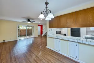 506 Roundtree Ct, Sacramento, CA 95831 - Photo 17
