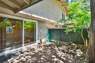 506 Roundtree Ct, Sacramento, CA 95831 - Photo 5