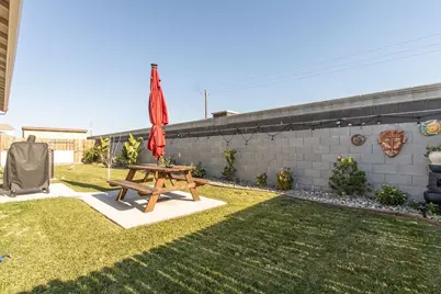 2354 Ruthie Avenue, Manteca, CA 95337 - Photo 19