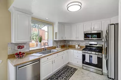 8520 Oakenshield Circle, Antelope, CA 95843 - Photo 11
