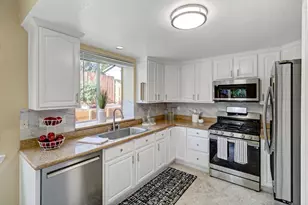 8520 Oakenshield Cir, Antelope, CA 95843 - Photo 11