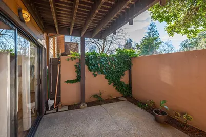 820 E Woodside Lane #2, Sacramento, CA 95825 - Photo 29