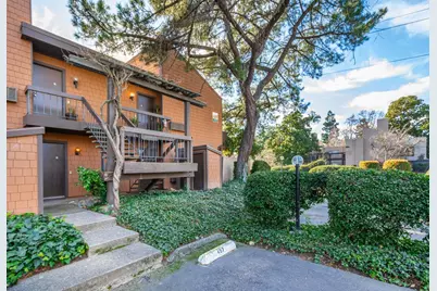 820 E Woodside Lane #2, Sacramento, CA 95825 - Photo 15