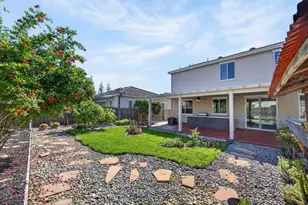 9837 Lois Stiltner Ct, Elk Grove, CA 95624 - Photo 11