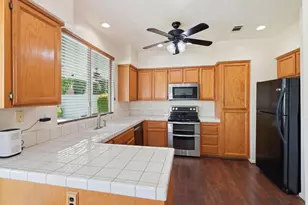 6895 Romanzo Way, Elk Grove, CA 95758 - Photo 11