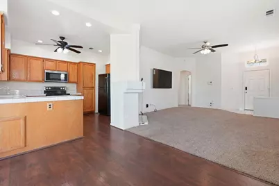6895 Romanzo Way, Elk Grove, CA 95758 - Photo 13