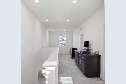1888 Italia Way, Tracy, CA 95377 - Photo 19