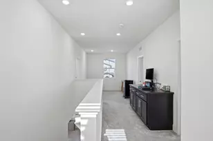 1888 Italia Wy, Tracy, CA 95377 - Photo 19