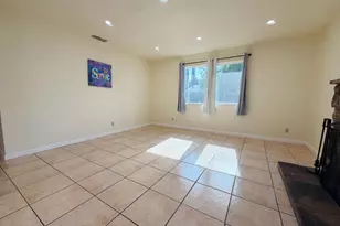 6260 Sunrise S Dr, Sacramento, CA 95824 - Photo 3