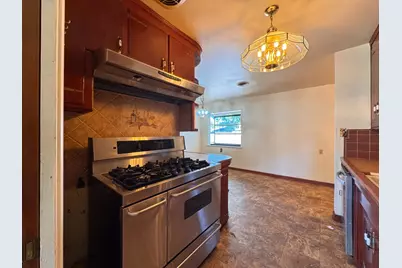 1422 Oakwood Drive, Modesto, CA 95350 - Photo 71