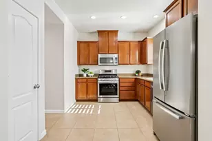 9039 Crescenda Ln, Orangevale, CA 95662 - Photo 11