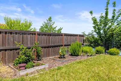 526 Lentini Way, Sacramento, CA 95834 - Photo 59