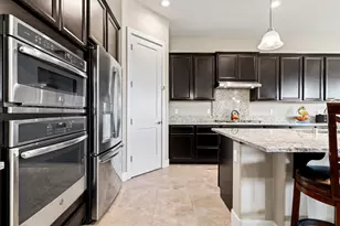 526 Lentini Way, Sacramento, CA 95834 - Photo 17