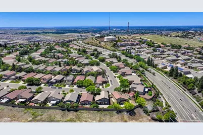 1954 Horseshoe Glen Circle, Folsom, CA 95630 - Photo 41