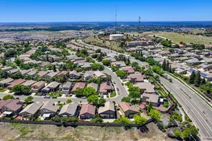 1954 Horseshoe Glen Cir, Folsom, CA 95630 - Photo 41