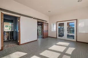 2181 Garden Hwy, Sacramento, CA 95833 - Photo 19