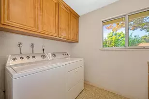 8763 Rubystone Ct, Elk Grove, CA 95624 - Photo 21