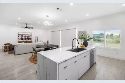 8600 Cherrington Lane, Elk Grove, CA 95624 - Photo 45