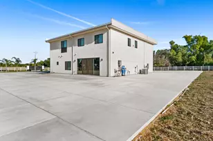 8600 Cherrington Ln, Elk Grove, CA 95624 - Photo 23