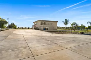 8600 Cherrington Ln, Elk Grove, CA 95624 - Photo 17