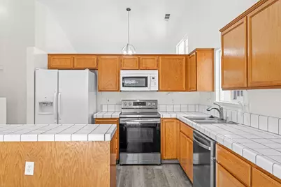 5220 Avante Lane, Salida, CA 95368 - Photo 15