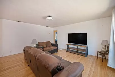 8928 Truman Street, Elk Grove, CA 95624 - Photo 11