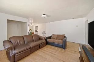 8928 Truman St, Elk Grove, CA 95624 - Photo 17