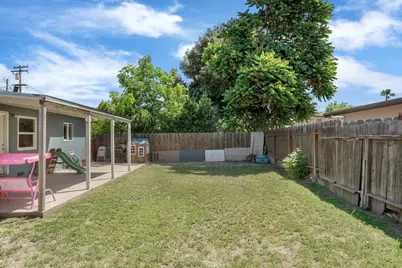 152 Drake Avenue, Modesto, CA 95350 - Photo 47