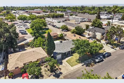 152 Drake Avenue, Modesto, CA 95350 - Photo 33