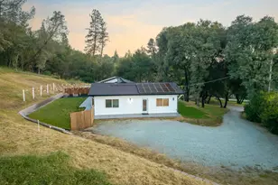 11196 Pleasant Valley Rd, Penn Valley, CA 95946 - Photo 15
