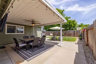 4329 Rose Valley Way, Sacramento, CA 95826 - Photo 33
