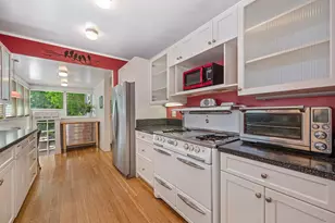 1544 36th St, Sacramento, CA 95816 - Photo 11