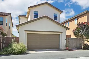1761 N Breezy Meadow Dr, Sacramento, CA 95834 - Photo 41