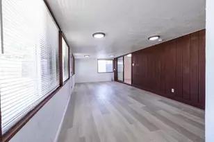 2009 Terrace Dr, Sacramento, CA 95825 - Photo 9