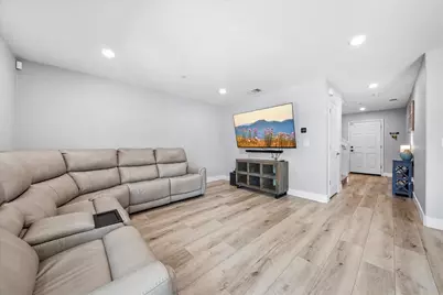 4325 Gentry Way, Rocklin, CA 95677 - Photo 5