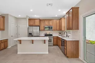 2888 Mojave Dr, West Sacramento, CA 95691 - Photo 9