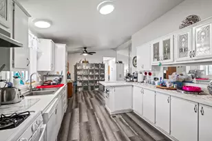Stagecoach Dr, Sacramento, CA 95842 - Photo 13