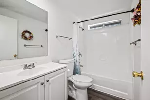 Stagecoach Dr, Sacramento, CA 95842 - Photo 19